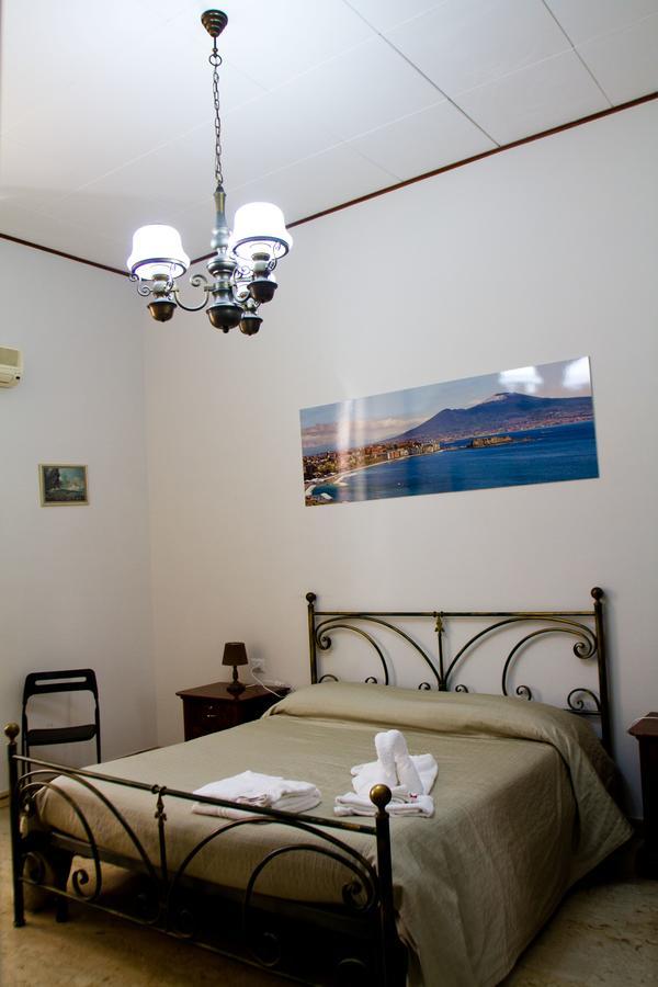 Bed and breakfast I Sorrisi Di Napoli Extérieur photo